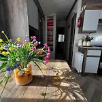 Stunning Caravan With Decking At Azure Seas In Suffolk Ref 32055Az