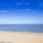 Lovely 6 Berth Caravan On California Cliffs Holiday Park In Norfolk Ref 50007M