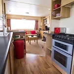8 Berth Caravan At Eastgate Holiday Park In Skegness Ref 58012D