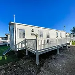 6 Berth Caravan With Decking At Seawick Holiday Park In Essex Ref 27549Sw