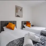 Maglyn Luxury Apartment