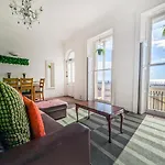 Marine Parade Sea View - By Brighton Holiday Lets