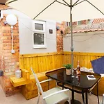Sandholme Cottage - Central Location Great For Families