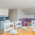 Ocean Breeze Villa 3 - Lundy Fields A