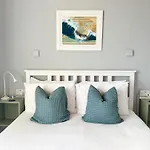 Housel Bay Hotel