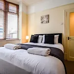Fitzwilliam House -3 Bed House