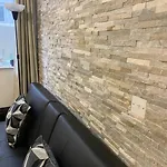 Beautiful & Spacious Suite In Blackpool Centre