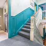 Boutique Homes At 4