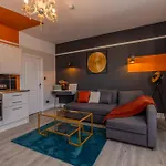 Tranquil Escape L Generous 2-Bedroom Retreat