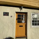 Ferryman'S Cottage