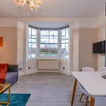 Roomy 2-Bedroom For A Peaceful Stay