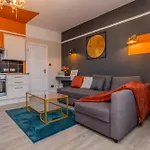 Tranquil Oasis L Spacious 2-Bedroom For A Soothing Getaway