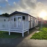 A Peaceful Retreat Near Hastings, Perfect For Families, Solo Travellers, And Remote Work