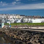 Portrush - 3 Bed - 2 Bath - Parking - Pet Friendly