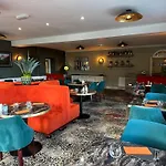 Caerwylan Hotel