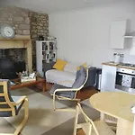 Oake Cottage