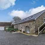 Ty Arth - Uk31652