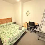 Entire 3 Bedroom House- Free Parking