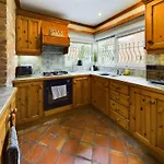 Characterful 2 Bedroom Flat In Belfast