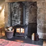 Gew Cottage