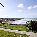 4 Ocean Point
