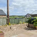 Old Saddlers Cottage