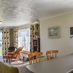 Apartment 1 Waterrs Edge