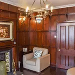 Heritage Lodge