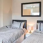 White Rose Apartment