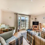 Cobblestone Cottage