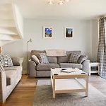 Magnolia Cottage