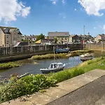 Kingfishers Rest