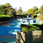 Luxury 3 Bedroom Maple View Lodge, Newquay, Cornwall