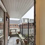 Free Parking - Stunning 2 Bedroom Apartment