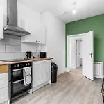 Flat In Brighton And Hove