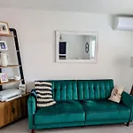 Luxury 3 Bed Home In Whitstable With Parking