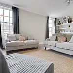 Rodney House - Perfect For Large Groups - Liverpool City Centre - Stag Hen Work Stays