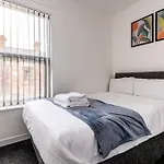 2 Bed House Close To Liverpool & Everton Stadiums
