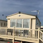 6 Berth Deluxe Pg159 Golden Palm Chapel St Leonards