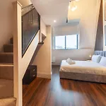 Stylish Mezzanine Studio Apartment In Central Hastings