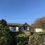 Greenswood Cottage - Cosy Cottage, Rural Location, Beautiful Landscaped Gardens With Pond And Lake