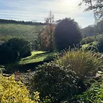 Greenswood Cottage - Cosy Cottage, Rural Location, Beautiful Landscaped Gardens With Pond And Lake