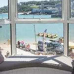 Quayside Studio First Floor The Wharf