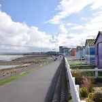 1 Bed In Westward Ho Poinb