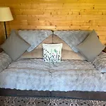 Glamping Cabin - Great For Hikers - Breakfast Inc!