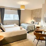 Beach House Hotel