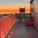 4Bed Beachfront Cabin - Pet Friendly - Sleeps8