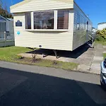 3 Bed Caravan Rob In Rhyl