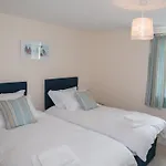 Apartment 11 - Latitude 51