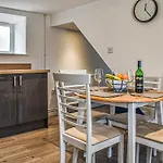Chuckle Cottage